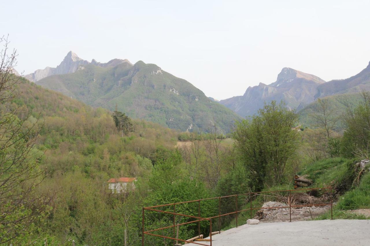 Le Case Nel Borgo Fivizzano Εξωτερικό φωτογραφία